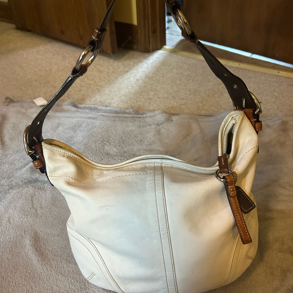 Coach White Hobo Bag 3651